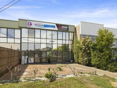 /international/au/unit-16-8-12-deadman-road-moorebank-nsw-505221496/