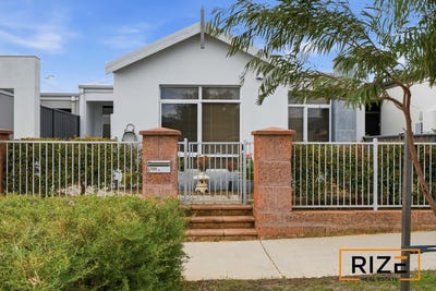 /international/au/6-rhizome-way-banksia-grove-wa-151491740/