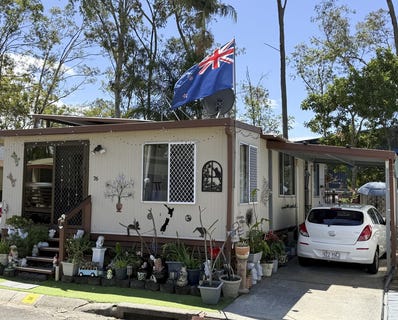 /international/au/76a-570-pine-ridge-road-coombabah-qld-152482800/