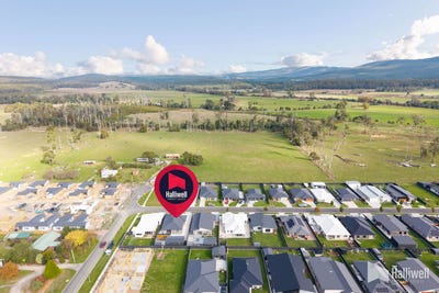 /international/au/53-calthorpe-street-latrobe-tas-151216388/