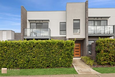 /international/au/23-bill-leng-street-coombs-act-151329676/