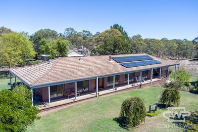 /international/au/19-government-lane-ben-lomond-nsw-150559992/