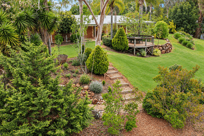 /international/au/41-peninsula-road-bridgetown-wa-152671304/