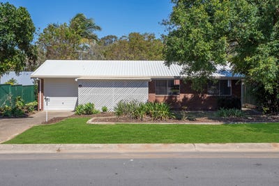 /international/au/17-oakview-court-kallangur-qld-152353168/