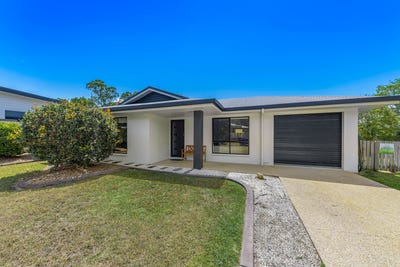 /international/au/17-banksia-court-cannonvale-qld-152630836/