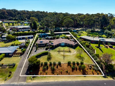 /international/au/31-golf-circuit-tura-beach-nsw-152454812/