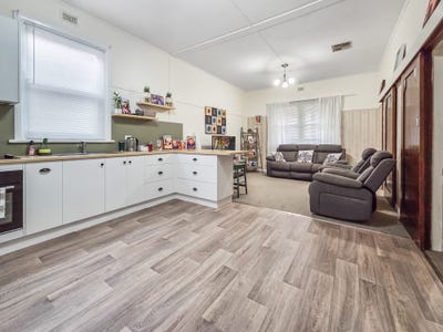 /international/au/79-hockey-street-whyalla-sa-151332080/