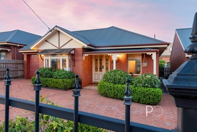 /international/au/2-2-harold-street-devonport-tas-152532364/