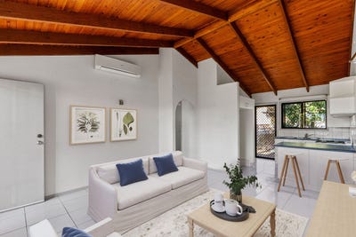 /international/au/11-7-marlow-street-woodridge-qld-151567864/