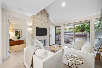 /international/au/58-30-sportsman-avenue-mermaid-beach-qld-151034444/