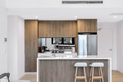 /international/au/w-701-108-donnison-street-gosford-nsw-150928860/