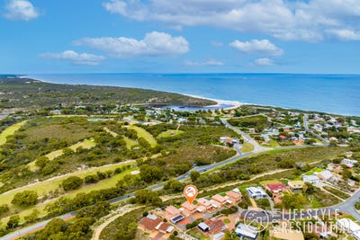 /international/au/4-8-collett-place-guilderton-wa-151319188/