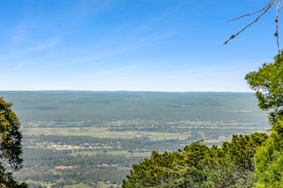 /international/au/96-warks-hill-road-kurrajong-heights-nsw-204486460/