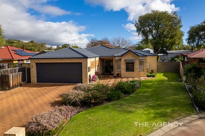 /international/au/13-canterbury-place-west-busselton-wa-151581212/