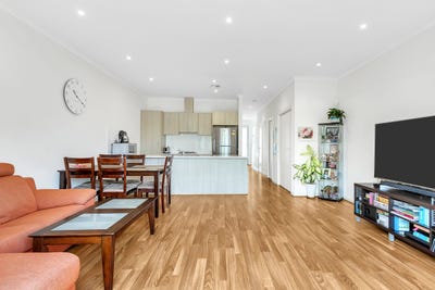 /international/au/5-35-rondo-ave-findon-sa-151071504/