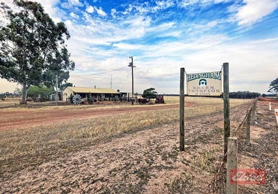 /international/au/976-malyalling-road-malyalling-wa-700427420/
