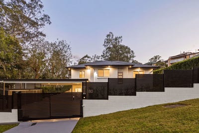 /international/au/80-russell-terrace-indooroopilly-qld-152408088/