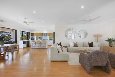 /international/au/45-the-pinnacle-worongary-qld-152569712/
