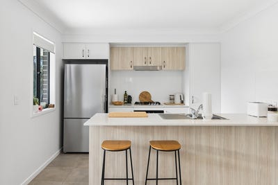 /international/au/4-kohler-drive-yamba-nsw-151206652/