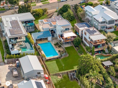 /international/au/94-oceana-terrace-manly-qld-150691120/