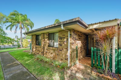 /international/au/68-15-carmichael-court-wynnum-west-qld-151416424/