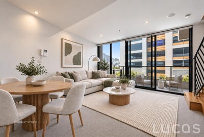 /international/au/51p-111-merchant-street-docklands-vic-152470124/