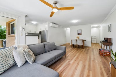 /international/au/9-21-water-street-hornsby-nsw-152498648/