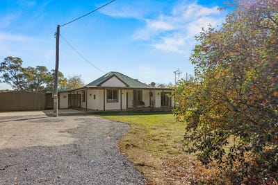 /international/au/11-cossack-street-bowning-nsw-148726380/?lang=de