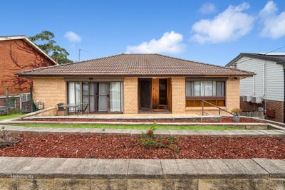 /international/au/85-springfield-avenue-figtree-nsw-151014672/
