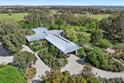 /international/au/115-russells-road-mount-duneed-vic-150930216/