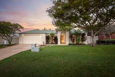 /international/au/9-piccolo-street-coomera-waters-qld-151416076/