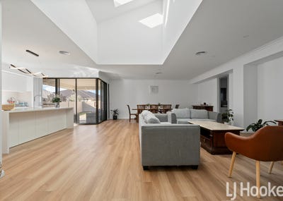 /international/au/22-granite-rise-kelso-nsw-150929548/