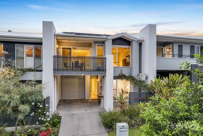 /international/au/58-russell-luhrs-way-spring-mountain-qld-150784992/