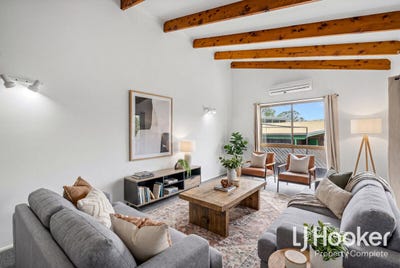 /international/au/7-lakeside-court-beaudesert-qld-151480576/
