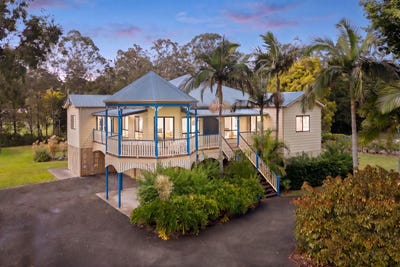 /international/au/17-showgrounds-drive-highvale-qld-151022240/
