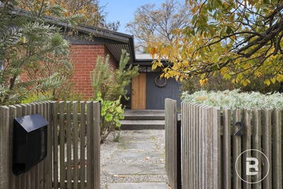 /international/au/2-frank-street-ballarat-central-vic-151323672/