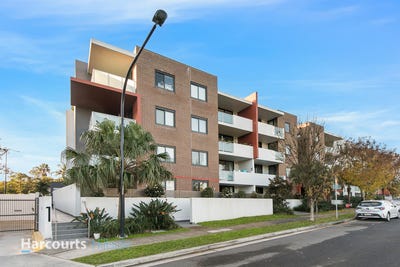 /international/au/120-1-herlina-crescent-rouse-hill-nsw-148350760/