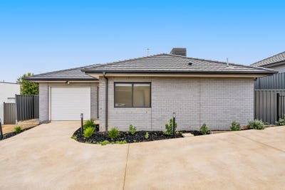 /international/au/6-56-george-street-kilmore-vic-151299644/