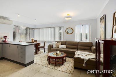 /international/au/1-188-churchill-avenue-sandy-bay-tas-151157452/