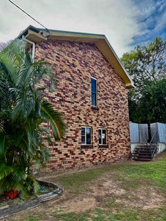 /international/au/1-9-robin-street-slade-point-qld-148385204/
