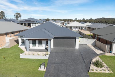 /international/au/14-solomon-street-north-rothbury-nsw-148450048/