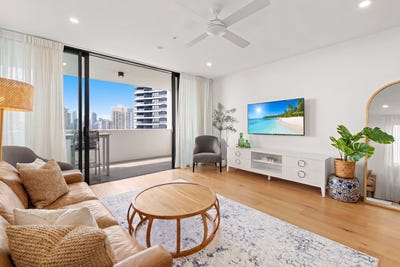 /international/au/51-14-elizabeth-avenue-broadbeach-qld-152668028/