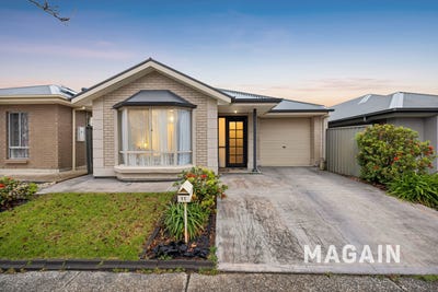 /international/au/11-apollo-street-woodcroft-sa-152118456/