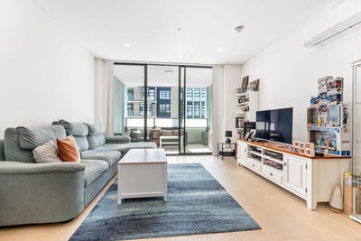 /international/au/414-6-village-place-kirrawee-nsw-148705508/