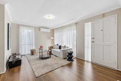 /international/au/8-doherty-street-quakers-hill-nsw-152283116/