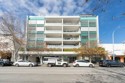 /international/au/12-185-high-street-fremantle-wa-151529140/
