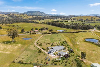 /international/au/945-howes-creek-road-mansfield-vic-148414128/