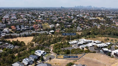 /international/au/16-talus-court-keilor-east-vic-204464908/