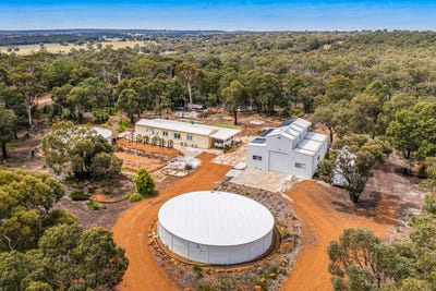 /international/au/452-powderbark-road-lower-chittering-wa-152592528/