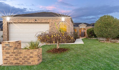 /international/au/38-belltower-avenue-alfredton-vic-151395184/